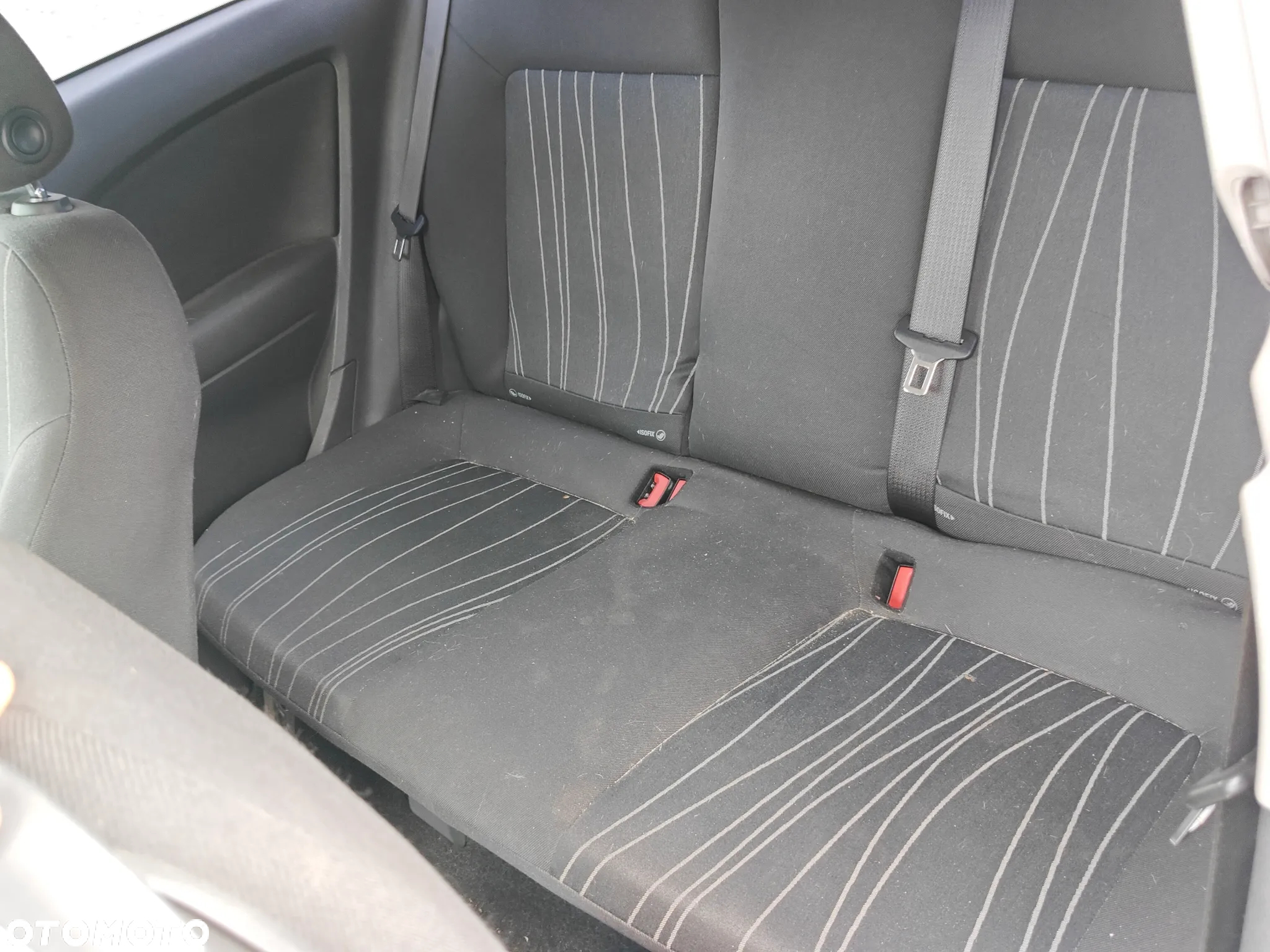 Opel Corsa 1.2 16V Cosmo - 8