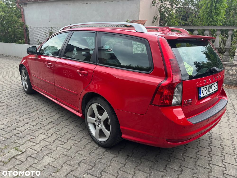 Volvo V50 D3 R-Design - 8