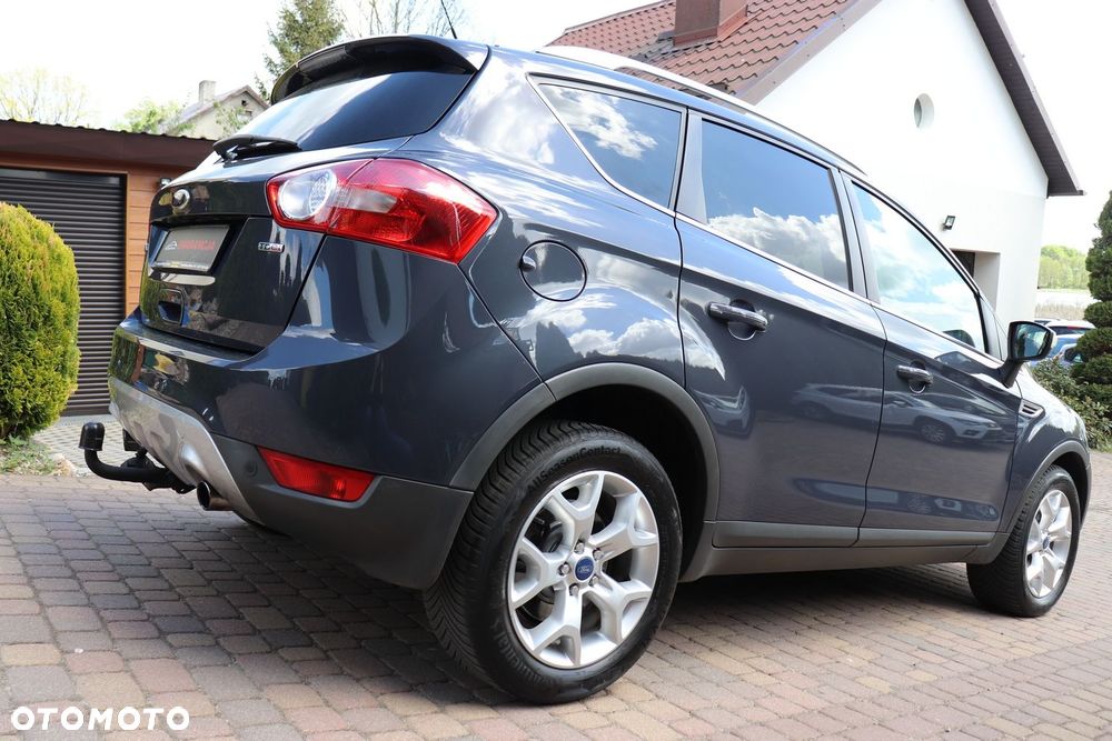 Ford Kuga - 25