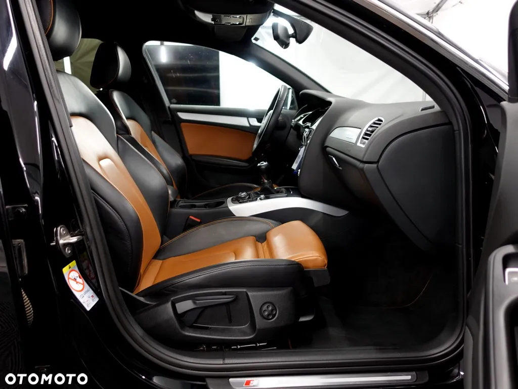 Audi A4 2.0 TDI DPF quattro S line Sportpaket - 16
