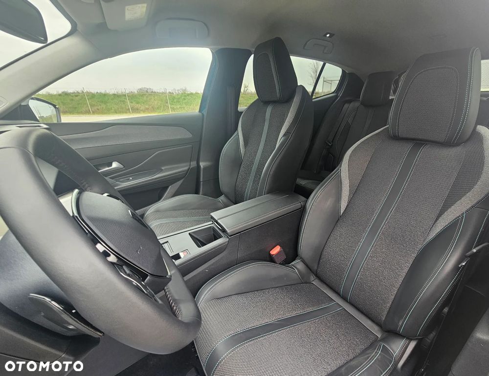 Peugeot 408 1.2 PureTech mHEV Allure S&S e-DCS6 - 11