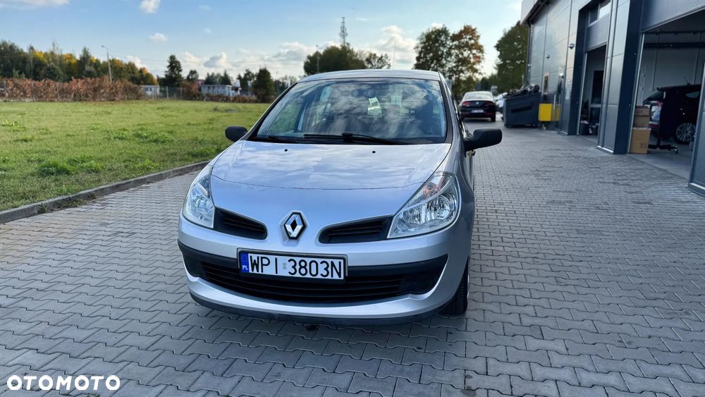 Renault Clio 1.2 16V Authentique - 3