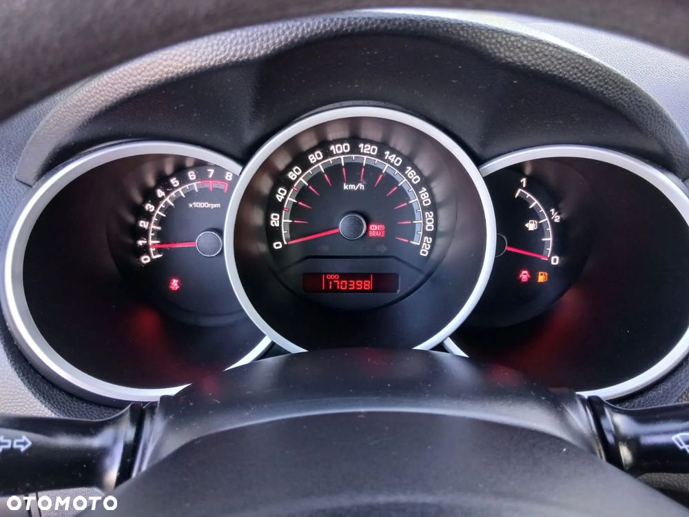 Kia Venga 1.6 Business Line - 23