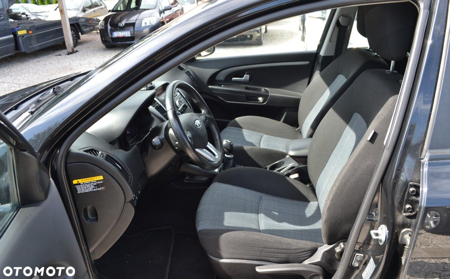 Kia Ceed Cee'd 1.4 Comfort + - 7