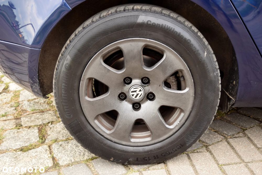 Volkswagen Golf V 1.9 TDI Comfortline - 21