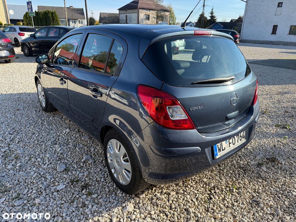 Opel Corsa 1.4 16V Cosmo - 6