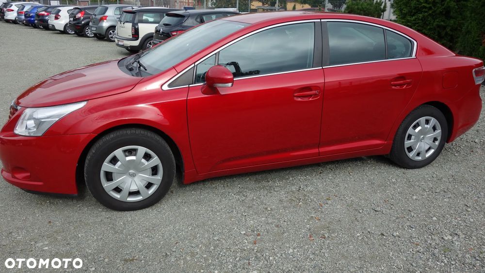 Toyota Avensis 1.8 Sol - 4