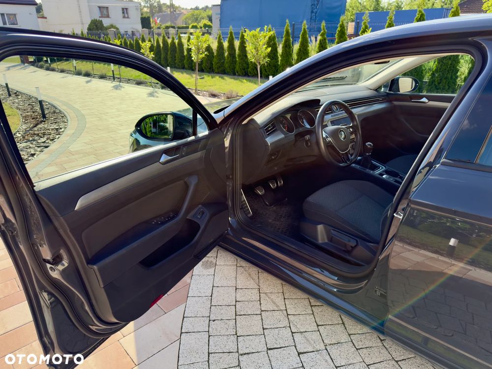 Volkswagen Passat 1.5 TSI EVO Trendline - 13