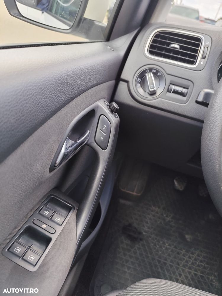 Volkswagen Polo 1.4 Comfortline - 9