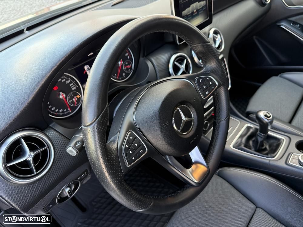 Mercedes-Benz A 180 d Style - 14