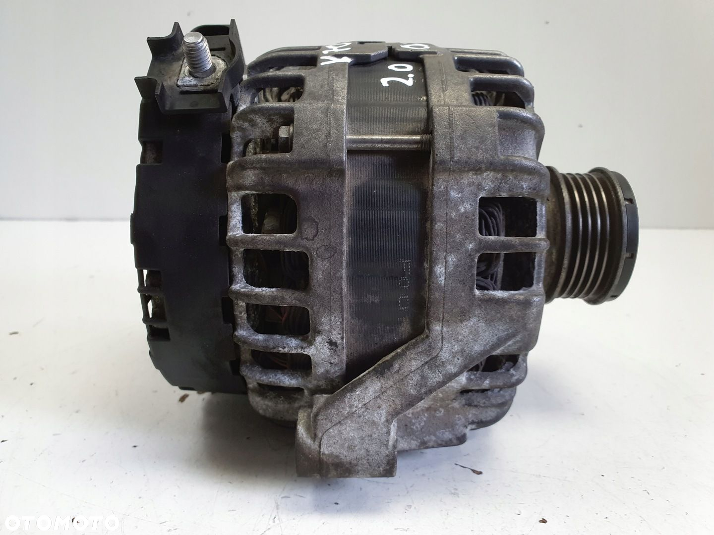 Volvo V70 III 2.0 D3 ALTERNATOR - 6