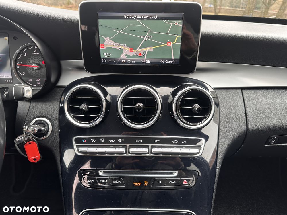 Mercedes-Benz Klasa C 180 (BlueTEC) d 7G-TRONIC Avantgarde - 36