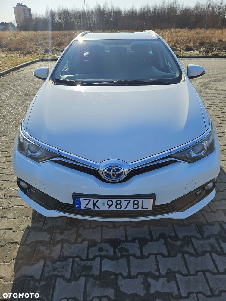 Toyota Auris - 1