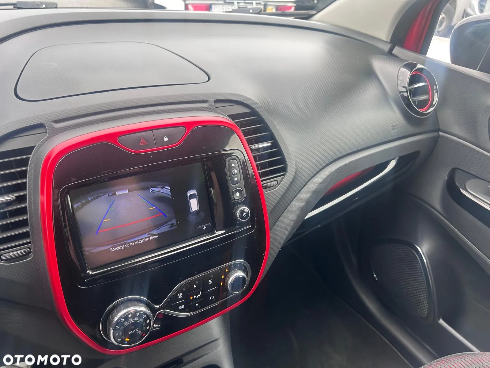 Renault Captur 1.2 TCe Helly Hansen EDC - 20