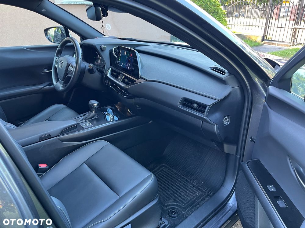 Lexus UX 250h GPF F Sport Design 2WD - 5