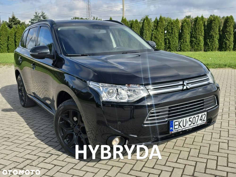 Mitsubishi Outlander - 1