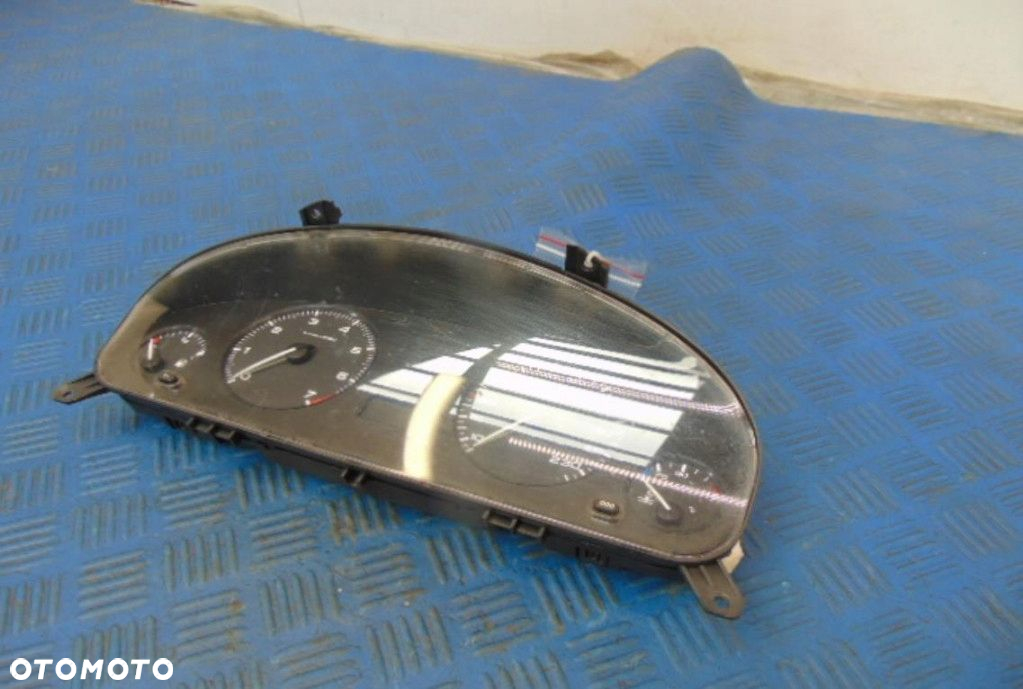PEUGEOT 406 SEDAN 1.8B LICZNIK 9642945680 - 3