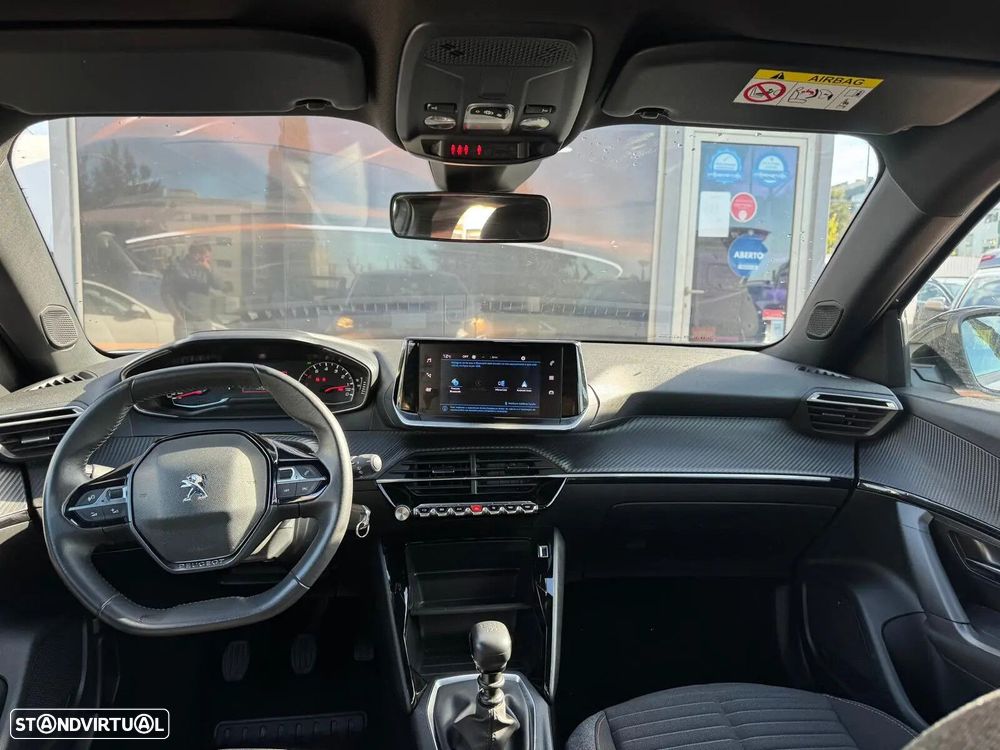 Peugeot 2008 1.2 PureTech Style - 31