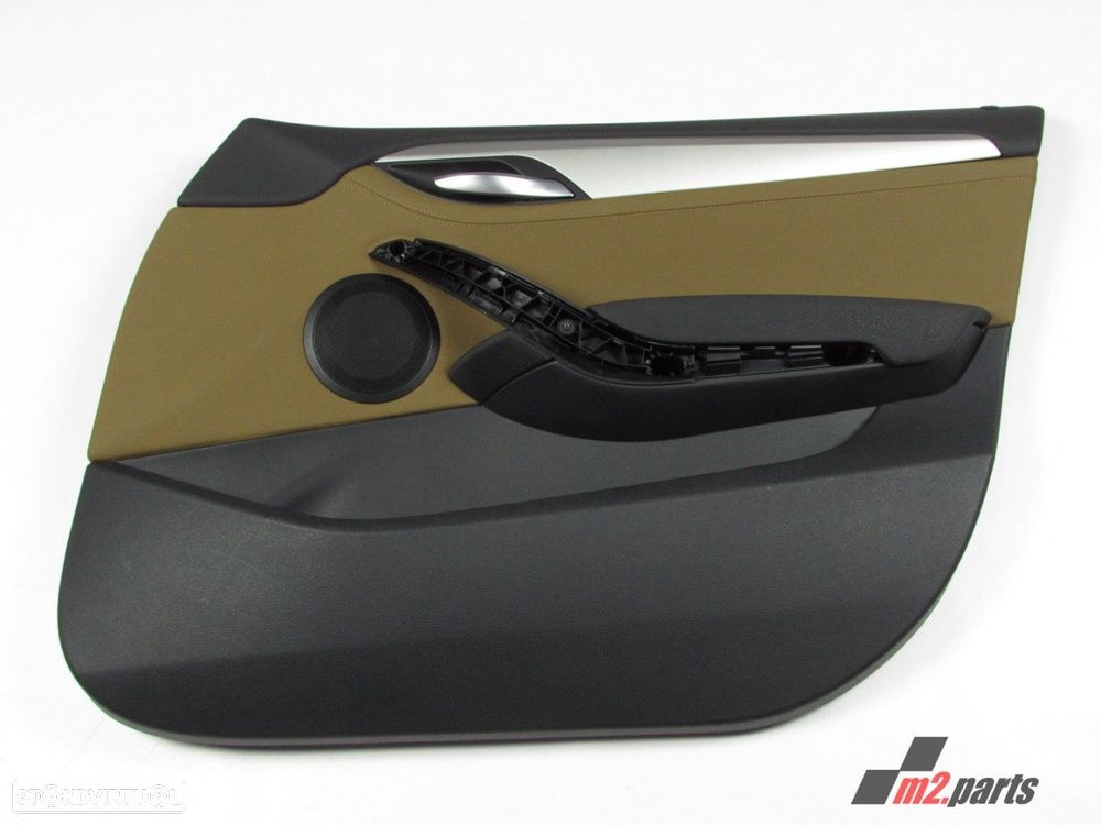 Forra da porta Direito/Frente Seminovo/ Original BMW X1 (E84) - 1