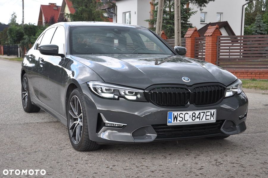 BMW Seria 3 320d Luxury Line - 2