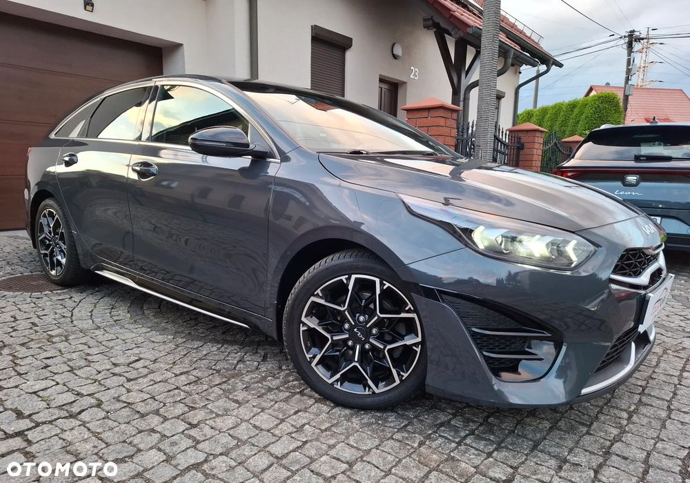 Kia ProCeed - 12