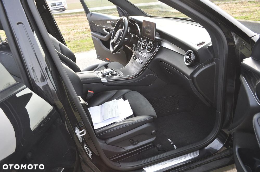 Mercedes-Benz GLC - 19