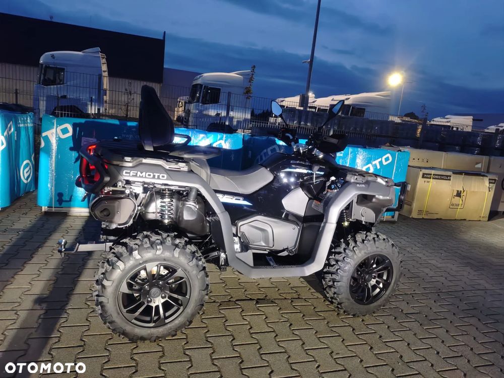CFMoto CForce - 32