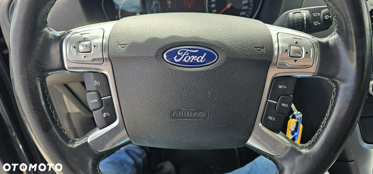 Ford Mondeo - 11