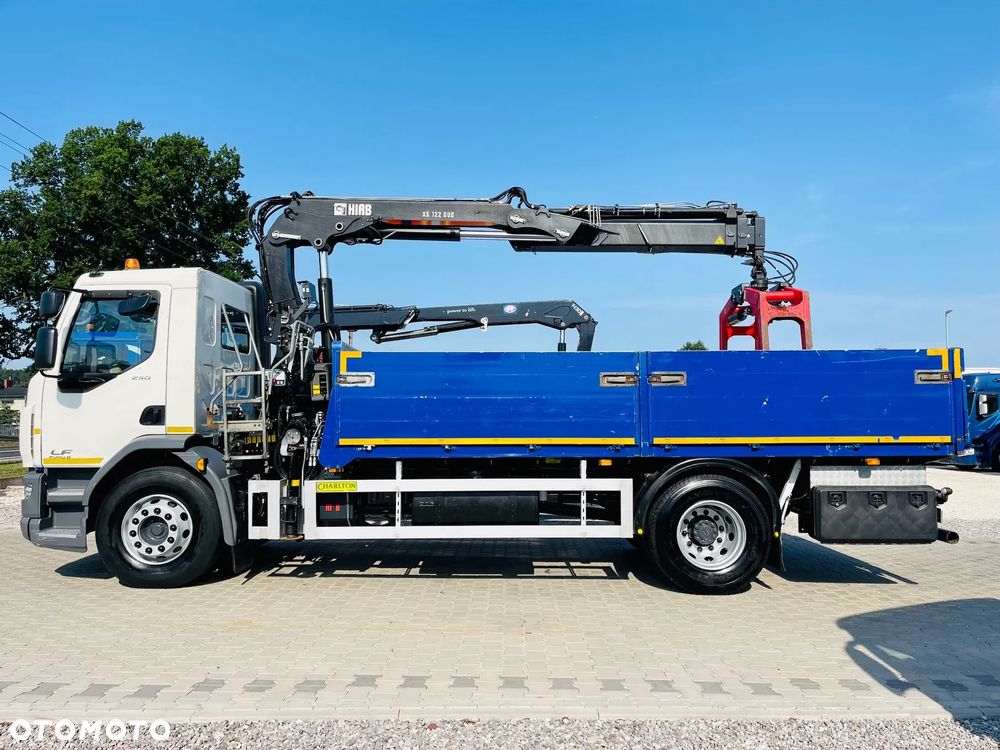 DAF CF LF 18.250 Euro 6 skrzyniowy + HDS HIAB 122 // 4x2 // manual // klima // resor // Anglik !!! // kran Krane żuraw dzwig - 3