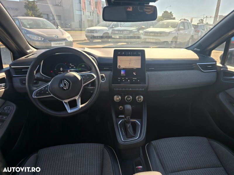 Renault Clio - 11