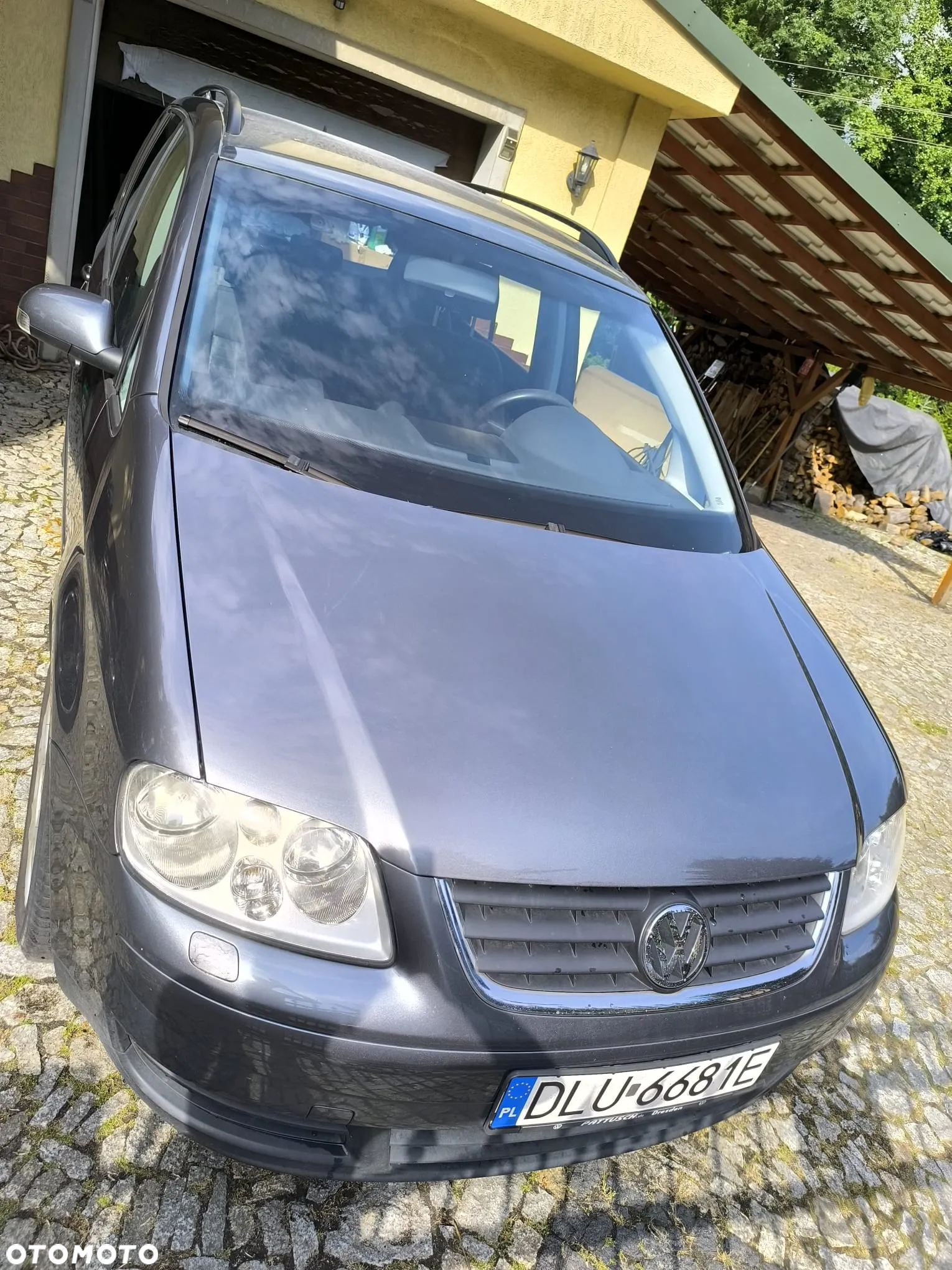 Volkswagen Touran 2.0 TDI Trendline - 4