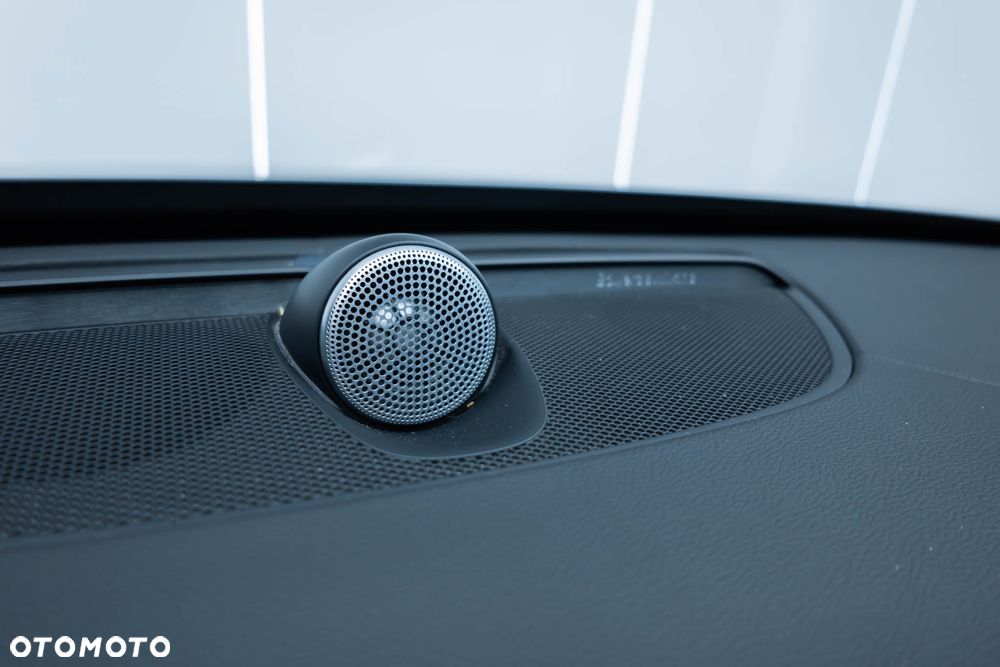 Volvo XC 90 T8 AWD Recharge Geartronic RDesign Edition - 16