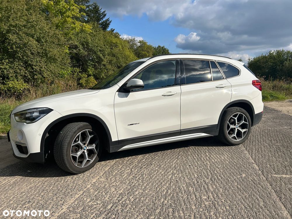 BMW X1 sDrive18d xLine - 13