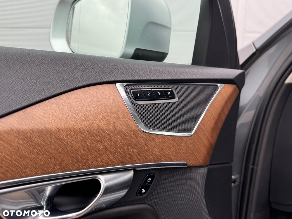 Volvo XC 90 D5 AWD Geartronic Inscription - 9