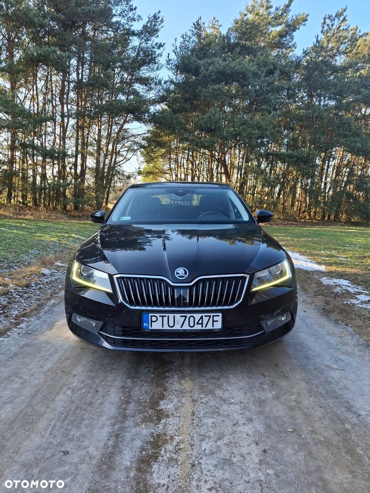 Skoda Superb 2.0 TDI 4x4 Style DSG - 1