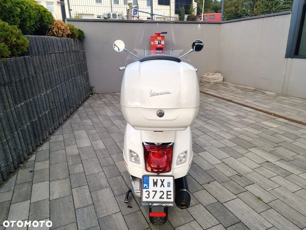 Piaggio Vespa - 4