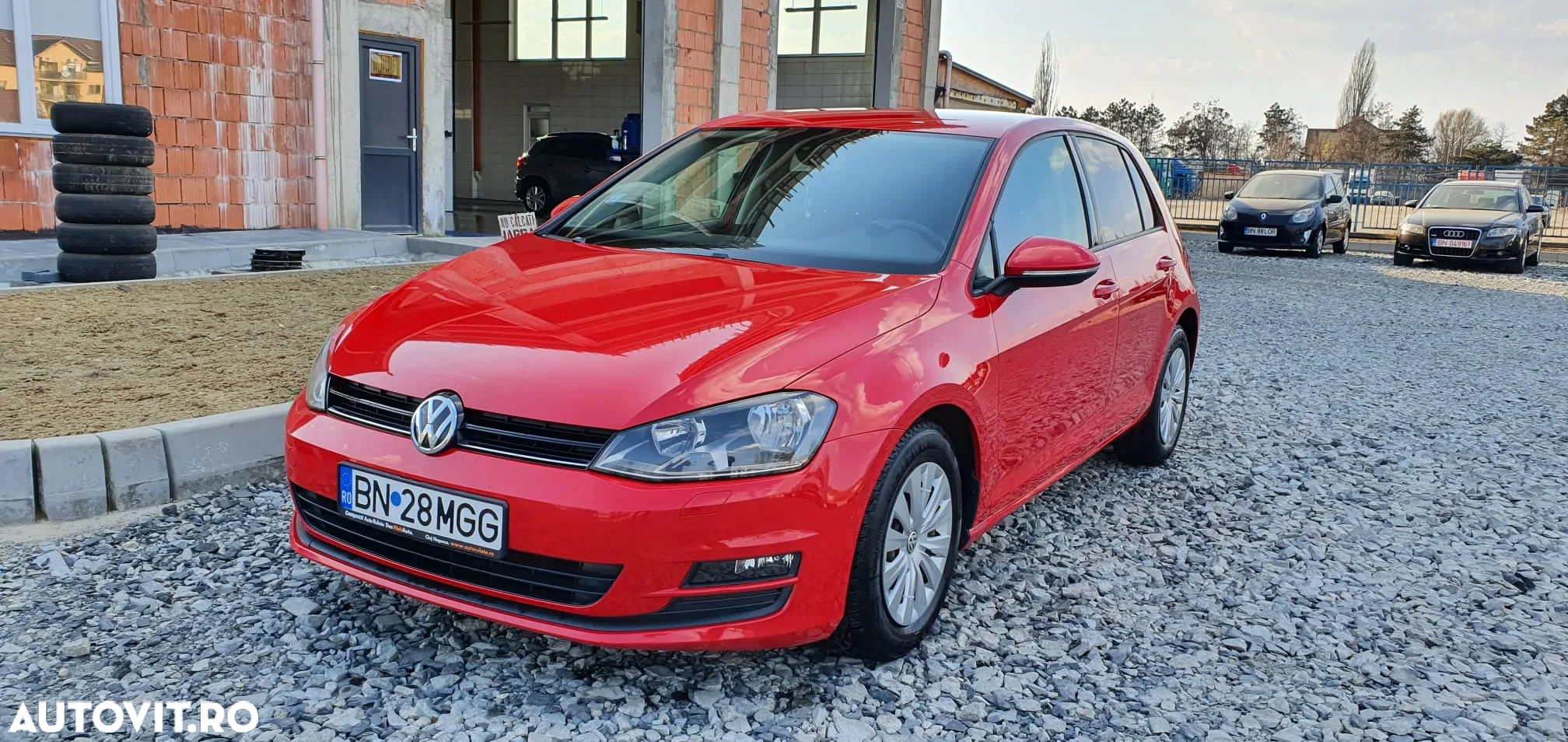 Volkswagen Golf 1.2 TSI Comfortline DSG BlueMotion Technology - 2