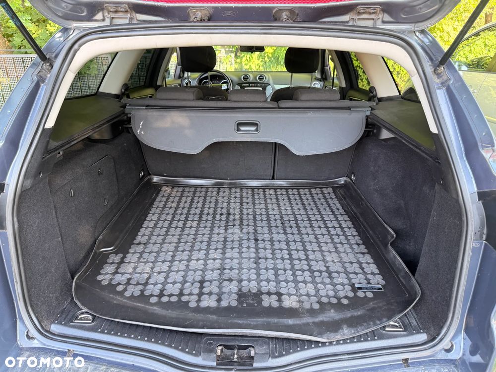 Ford Mondeo 1.6 TDCi Ambiente - 18