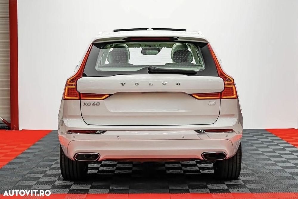 Volvo XC 60 Recharge T6 Twin Engine eAWD Inscription Expression - 3