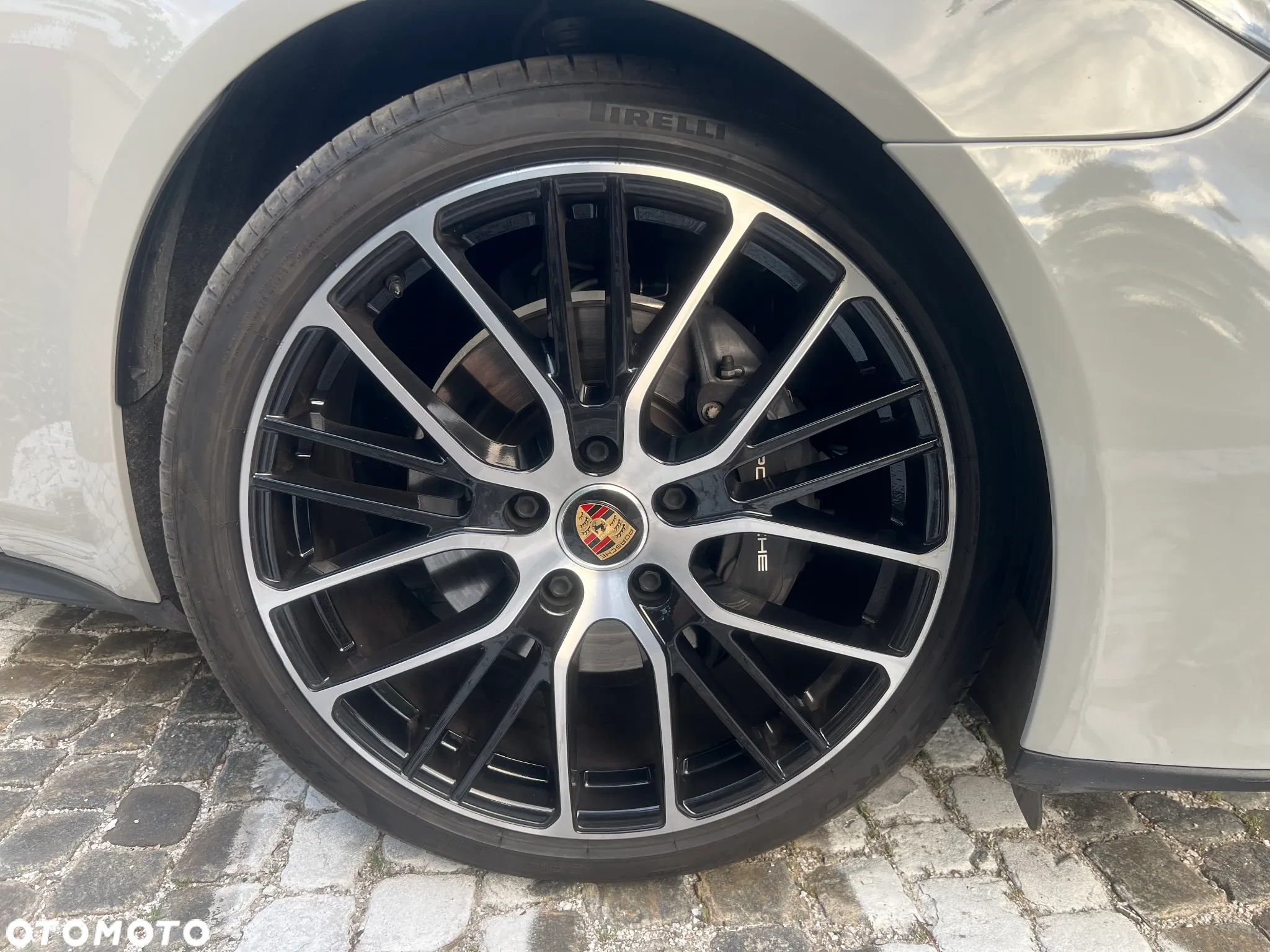 Porsche Panamera - 18