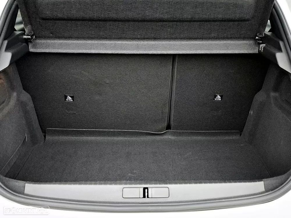 Peugeot e-208 50 kWh GT Pack - 5