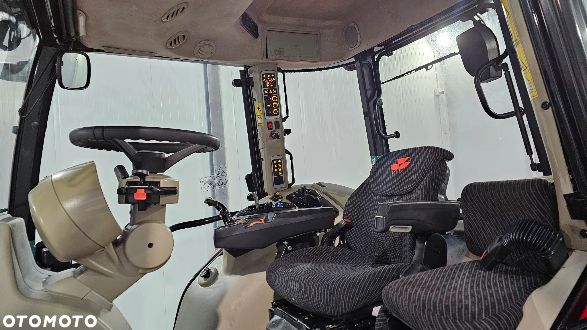 Massey Ferguson 7724 Dyna 6 Transport Jak 7722 dyna 6 724 Profi  Valtra T  824 Vario  Arion 810 john 7730 - 4