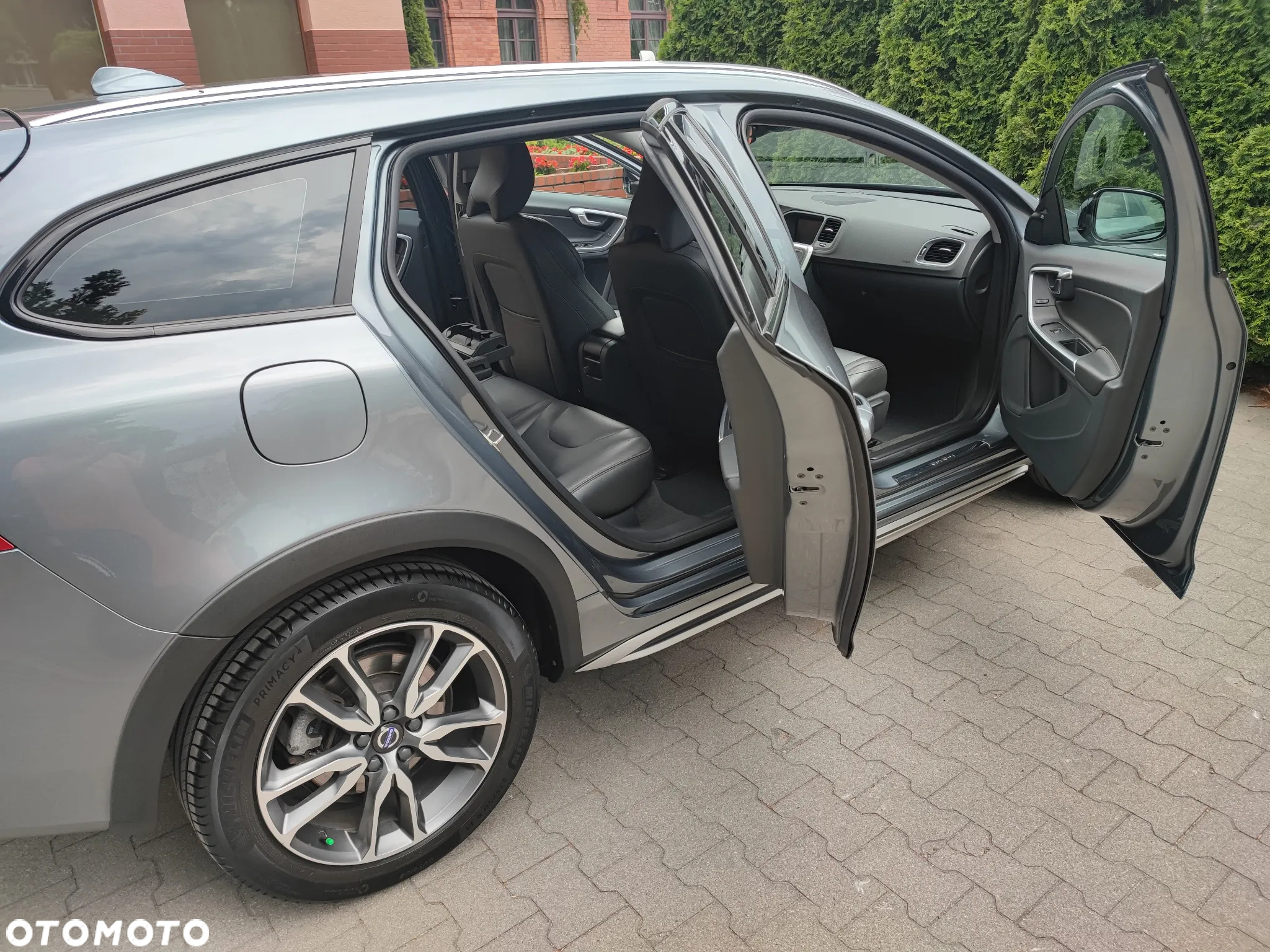 Volvo V60 T5 Drive-E Summum - 3