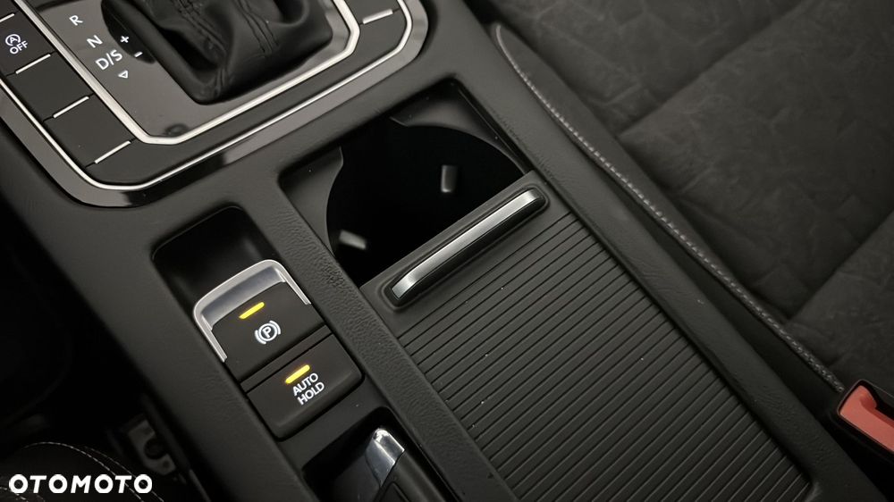 Volkswagen Passat 2.0 TDI EVO Business DSG - 19