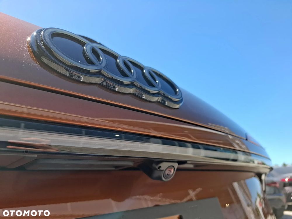 Audi Q3 Sportback - 12