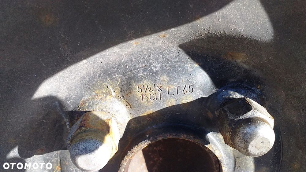 Na części Toyota Yaris II 1.3 B VVTi 5-drzwi lak. 8T1 silnik 2SP72L skrzynia C551 maska klapa zderzak błotnik fotel kanapa koła zimowe felgi stalowe zawieszenie - 12