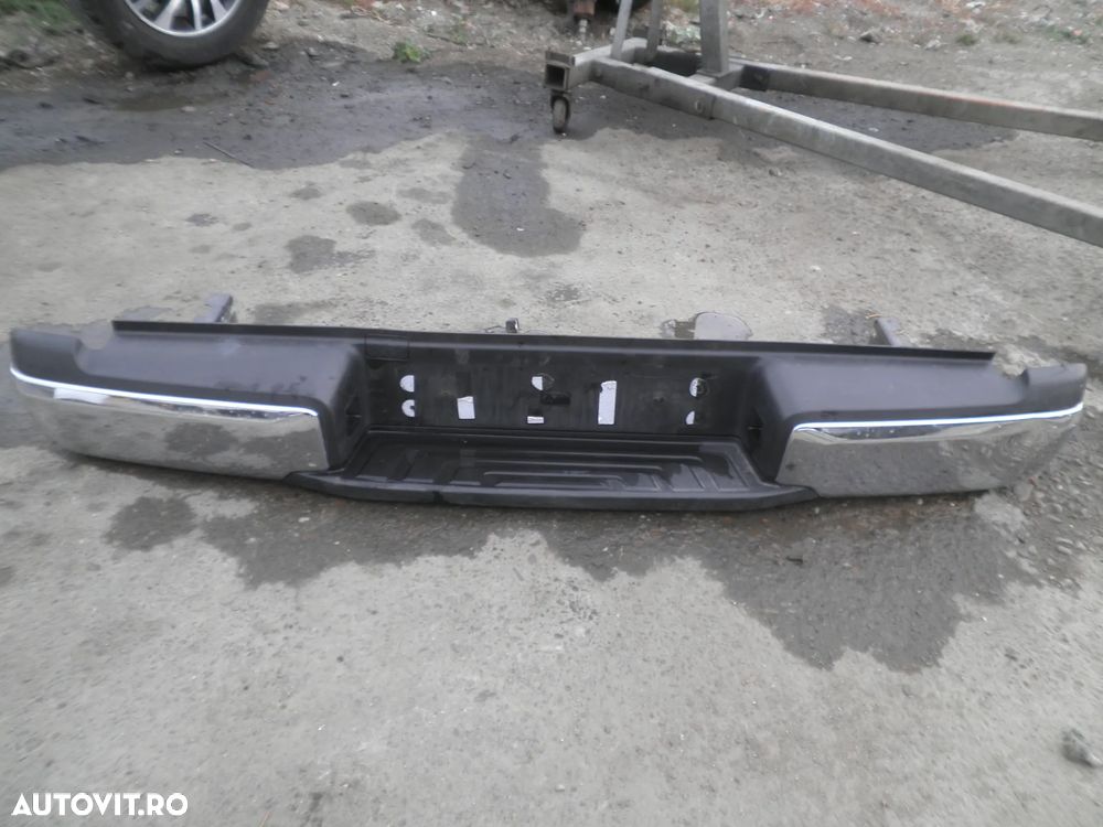 Bara spate Mercedes X-Class