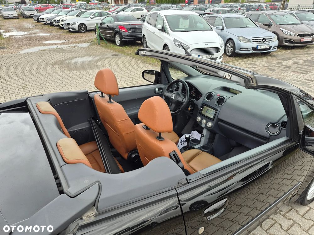 Mitsubishi Colt 1.5 Invite - 19