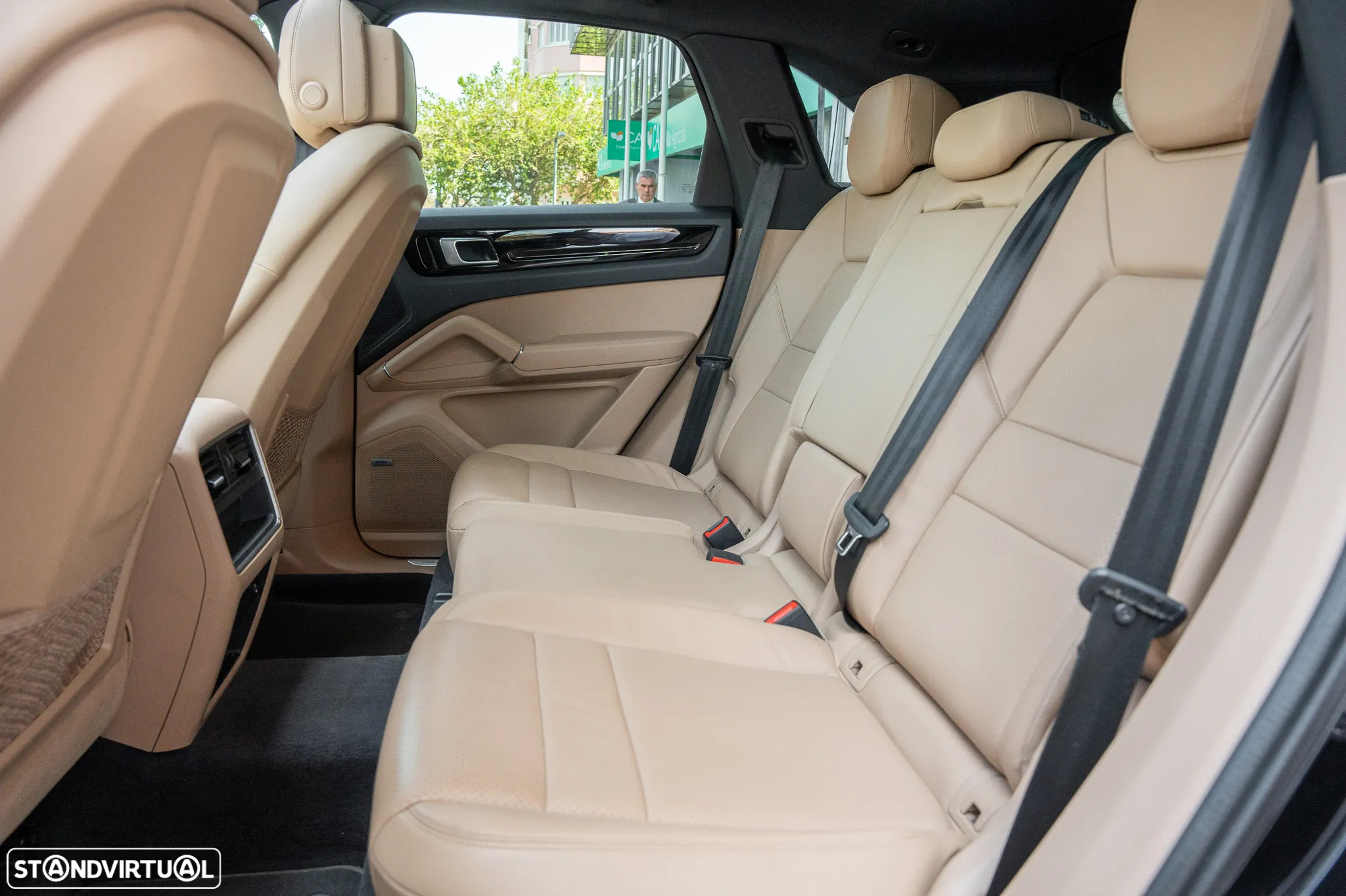 Porsche Cayenne E-Hybrid - 13
