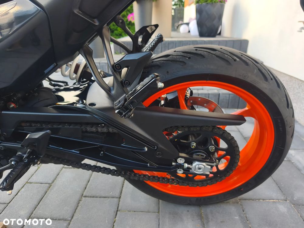 KTM Duke - 16